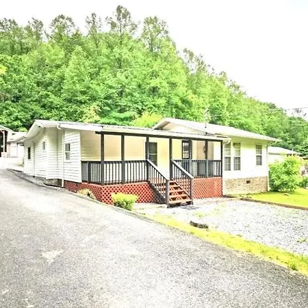 Modern Style, Arcade, Fire Pit, Pet Friendly Villa Pigeon Forge Exterior photo