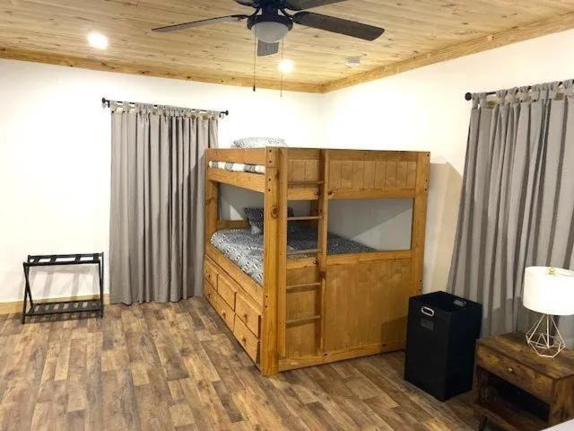 Сasa de vacaciones Modern Style, Arcade, Fire Pit, Pet Friendly